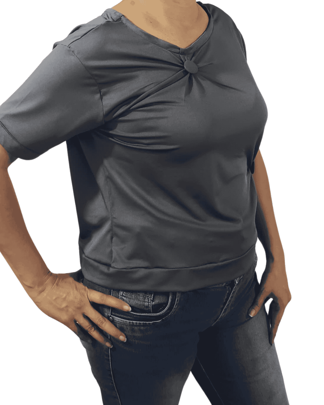 Blusa Gris Oscuro Con Detalles de Boton al Centro