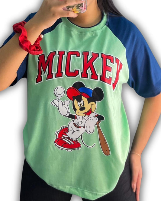 Franela Oversize Beisbolera de Mickey Azul con Verde